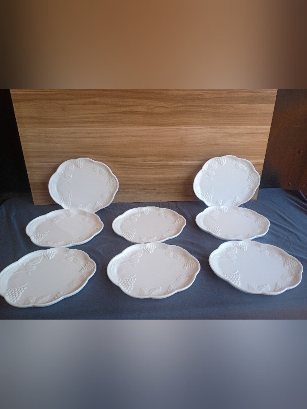 Vintage Hawking Anchor Milk Glass Grape Leaf Snack Plates